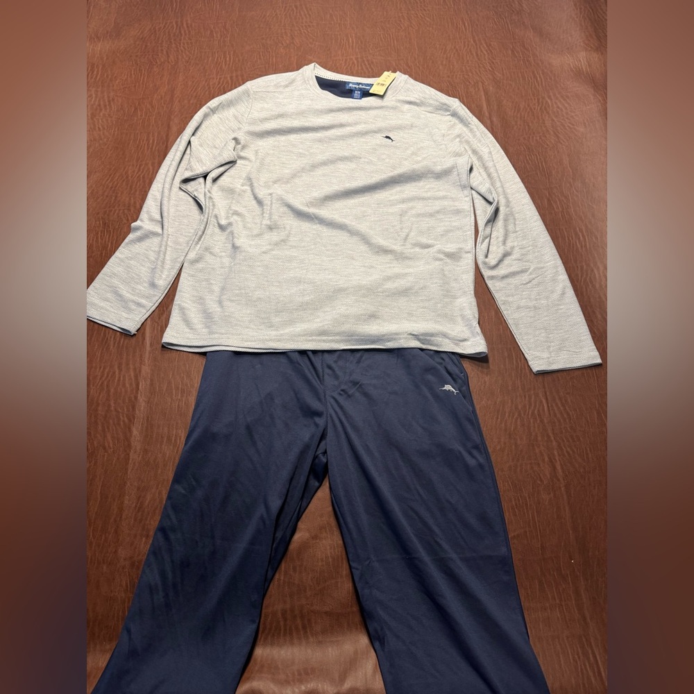 Brand 🆕 Tommy Bahama Pajama Set